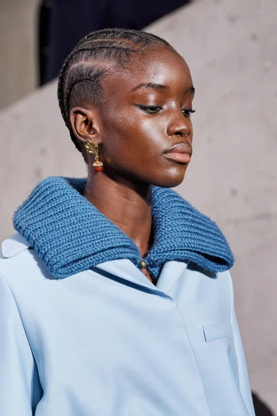 Look 9